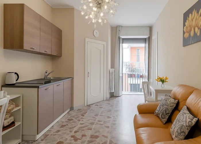 Relax B&b- Comfort Storico Nel Cuore Di بيت ضيافة Torre Maggiore